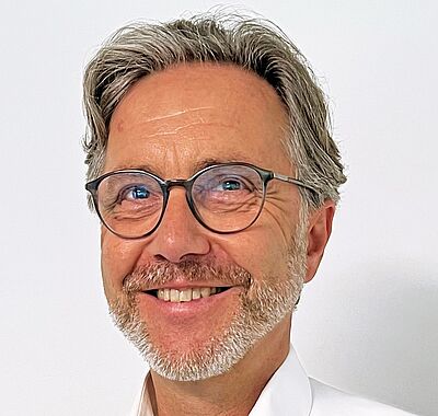 Stefan Kiefer